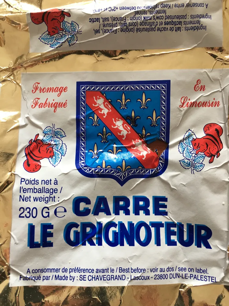 Fromage au lait pasteurise Carre LE GRIGNOTEUR, 50%MG