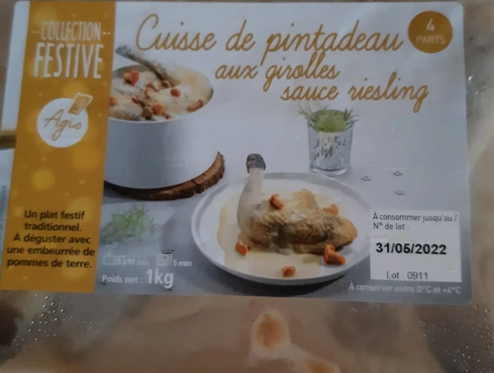 Cuisses de pintadeau aux girolles sauce riesling
