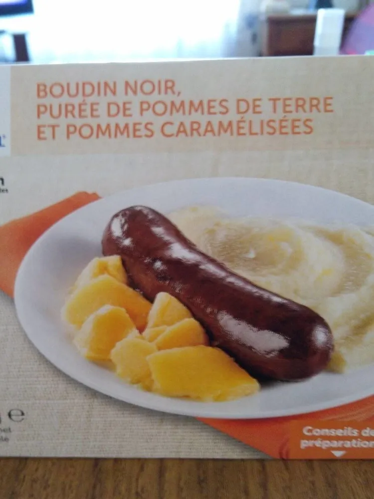 Boudin noir, purée de pommes de terre et pommes caramélisées