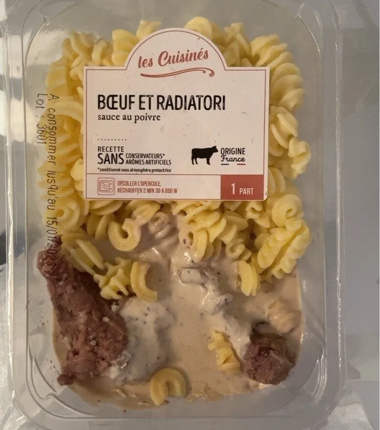 Boeuf et Radiatori sauce poivre