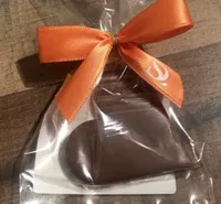 Chocolat a la passion et chocolat au lait