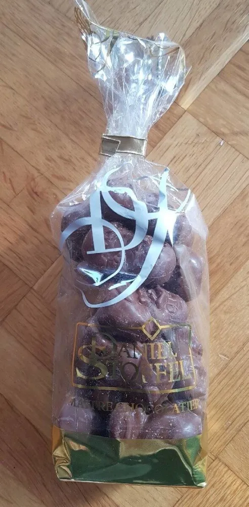 Chocolat au lait fourres pralin amande