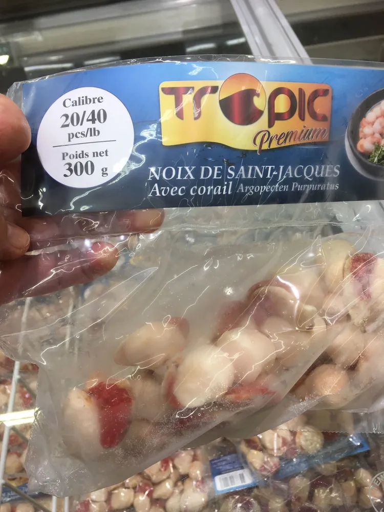 Noix de Saint-Jacques avec Corail crues et congelées