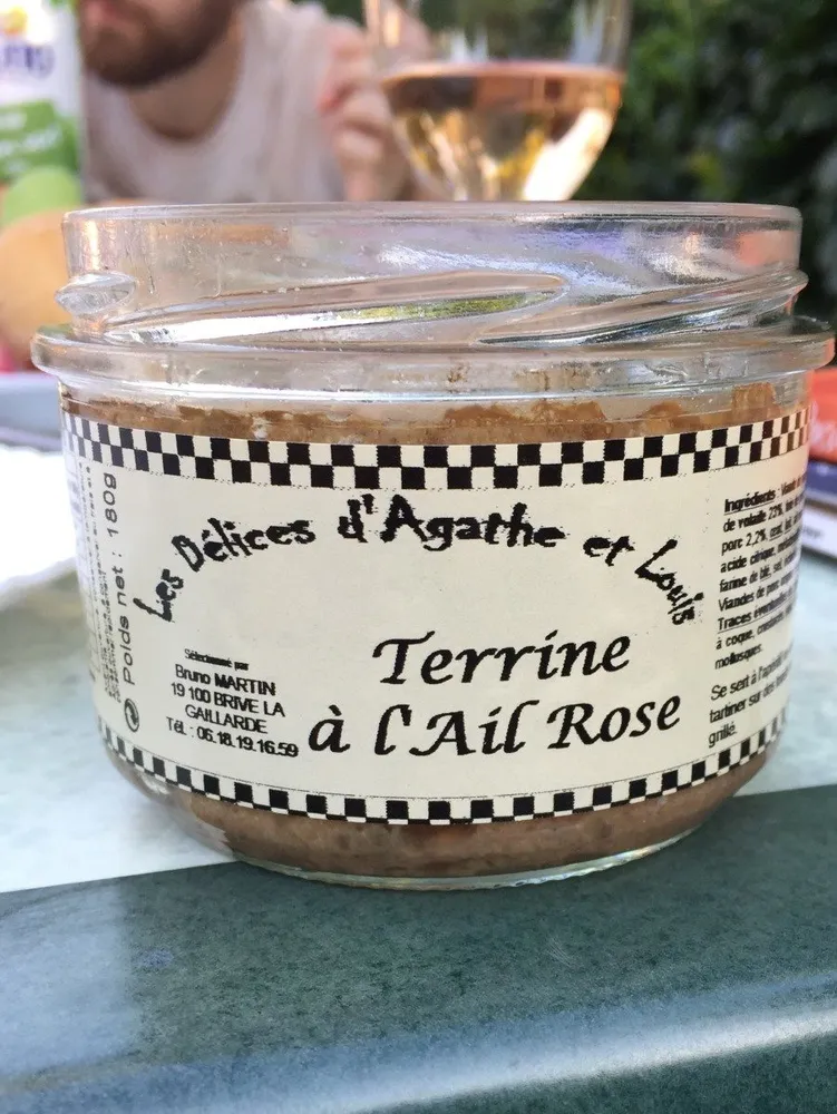 Terrine à l'ail rose