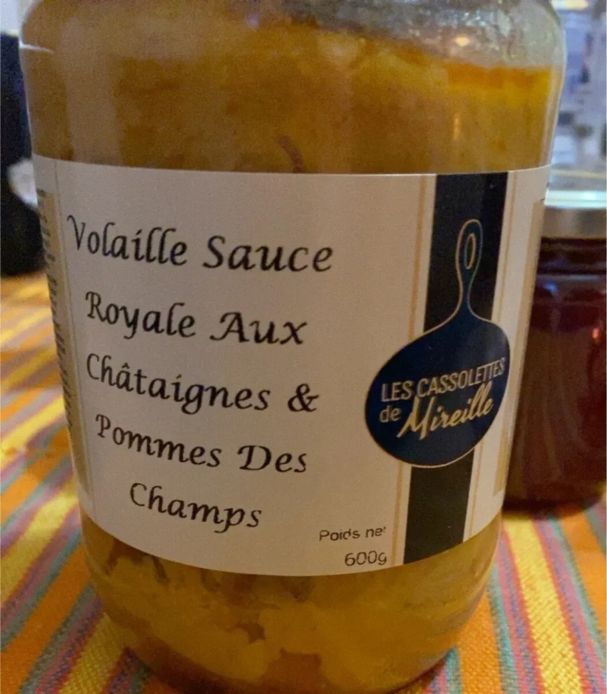 Volaille sauce royale aux chataignes et pommes des champs