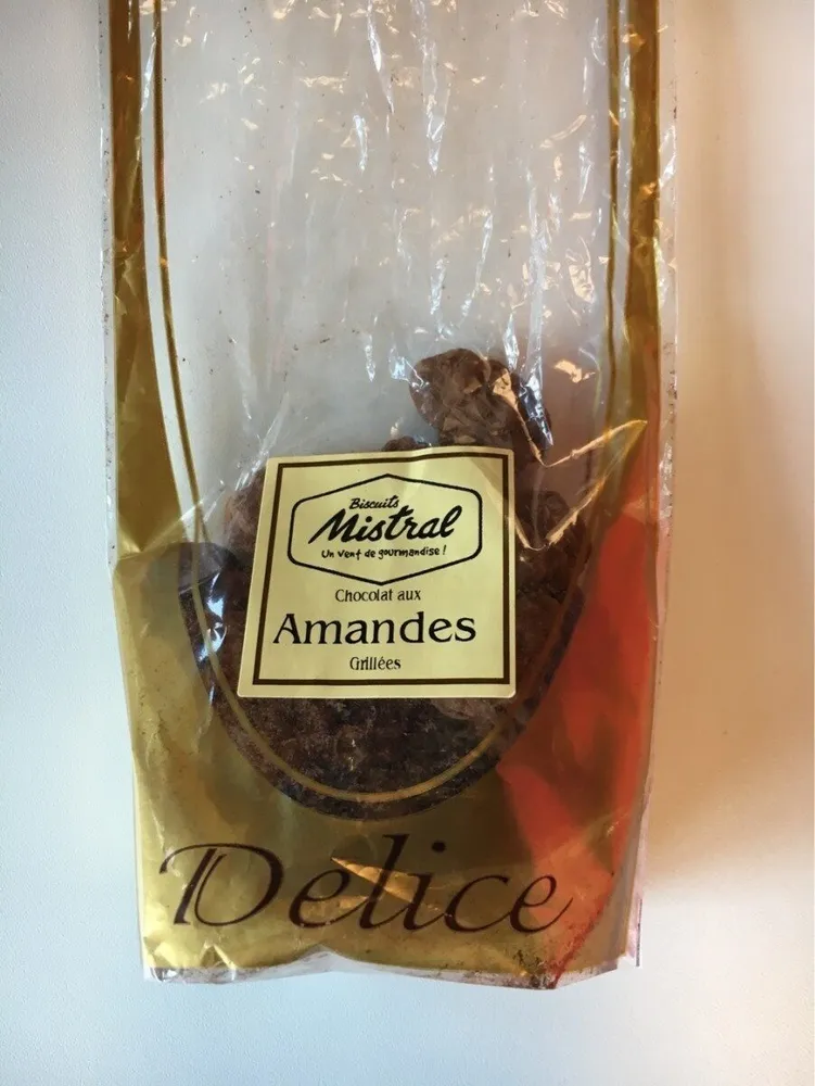 Chocolat aux amandes