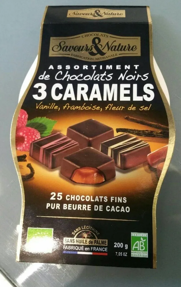 Assortiment de chocolats noirs 3 caramels