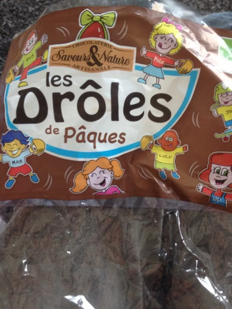 Moulage de chocolat noir et ses billes 3 cereales