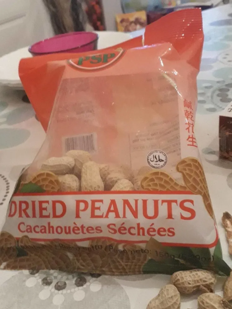 Dried peanuts