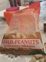 Dried peanuts