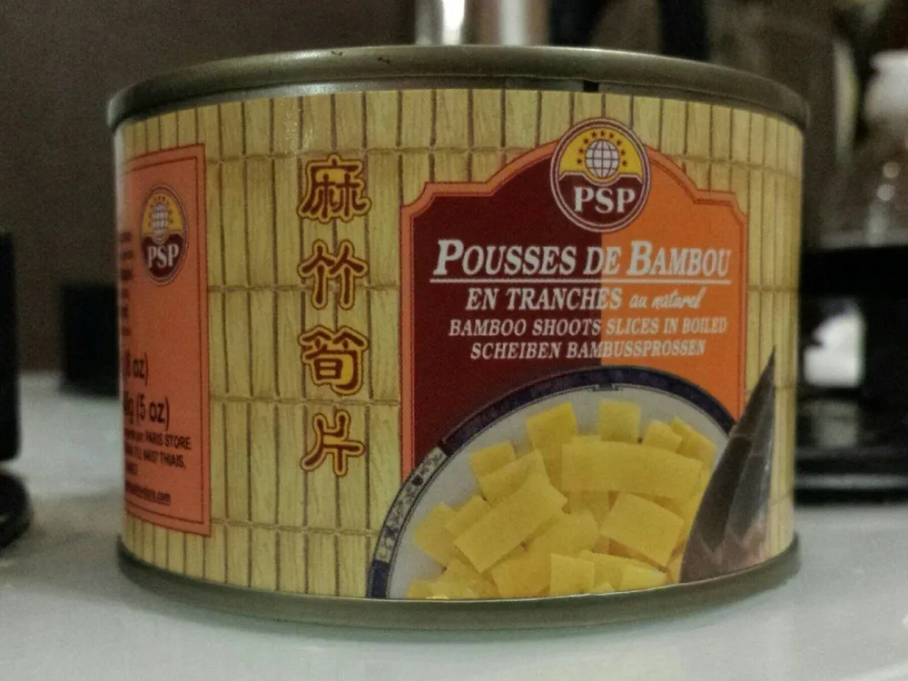 Pousses de bambou en tranches