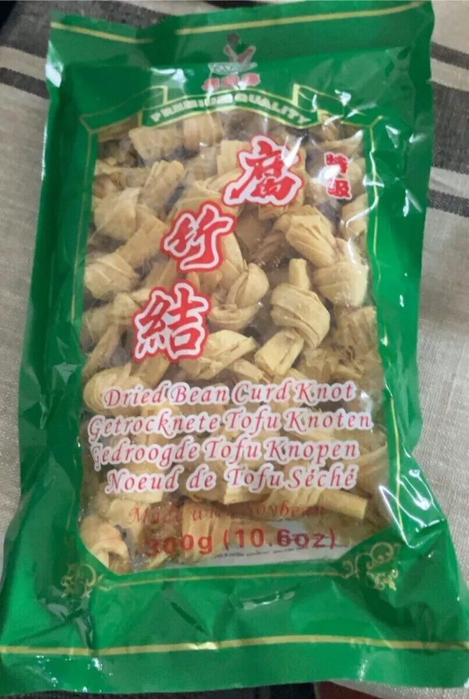 Noeud de tofu séché