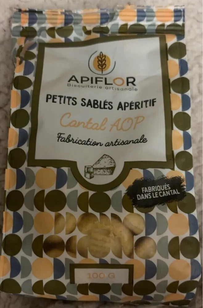 Petits sablés apéritif au Cantal