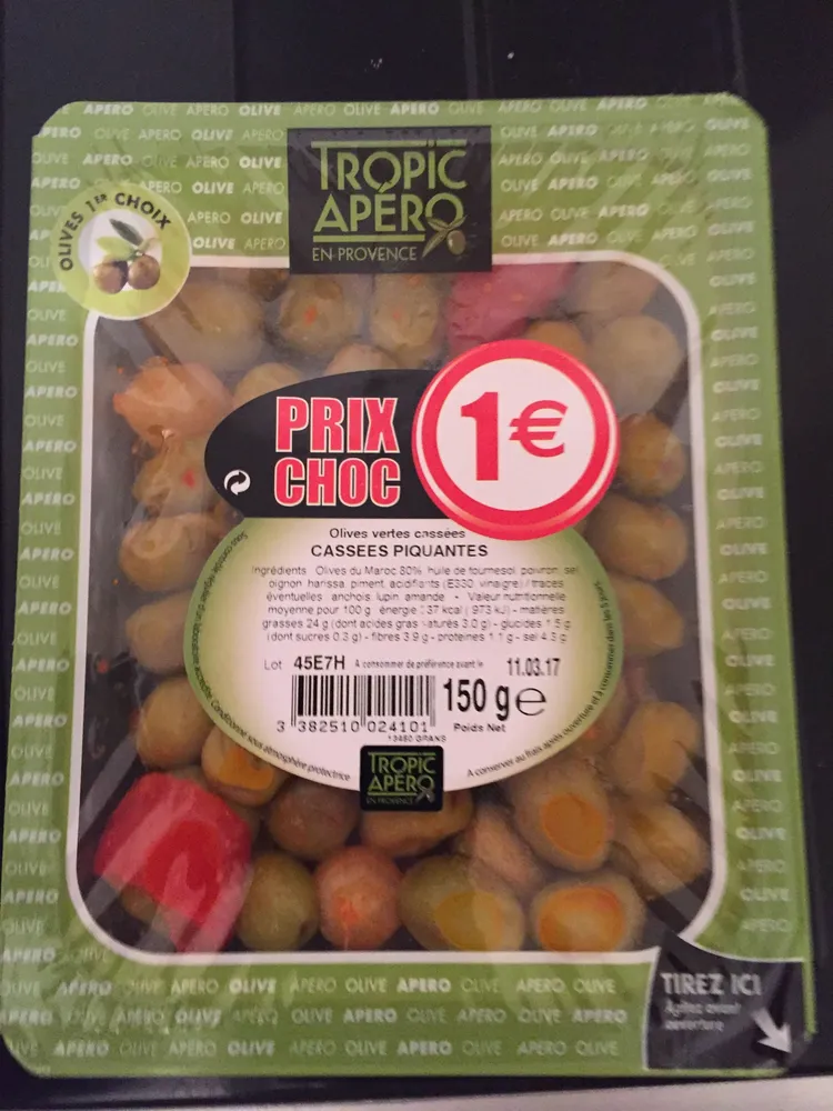 Olives vertes cassées piquantes