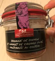 Terrine de cochon et magret de canard fumé, préparée au couteau