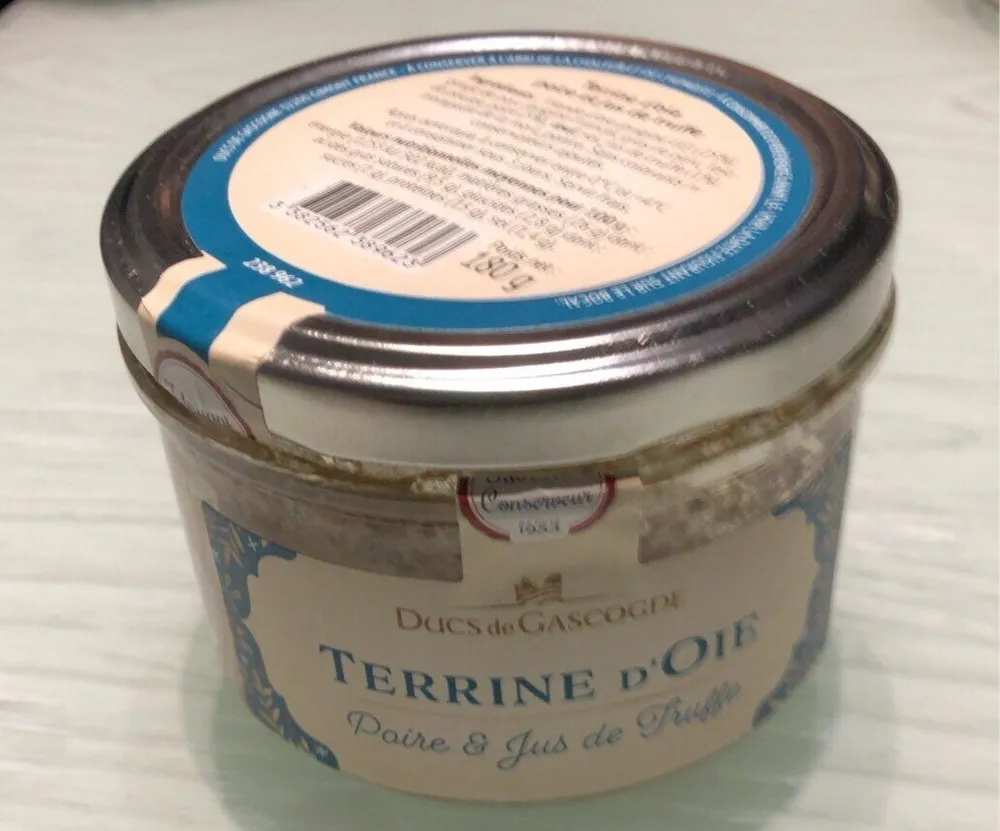 Terrine d’oie poire et jus de truffe