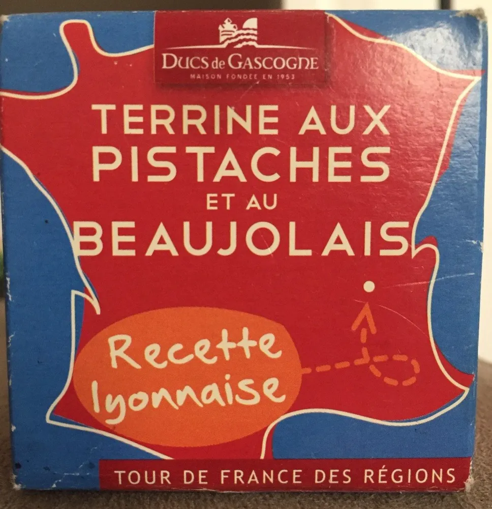 Terrine aux pistaches et au Beaujolais