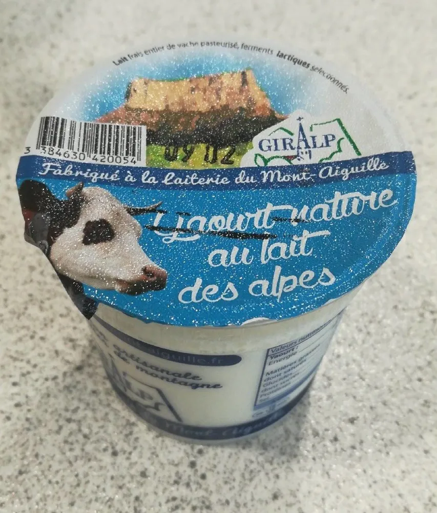 Yaourt nature au lait des alpes