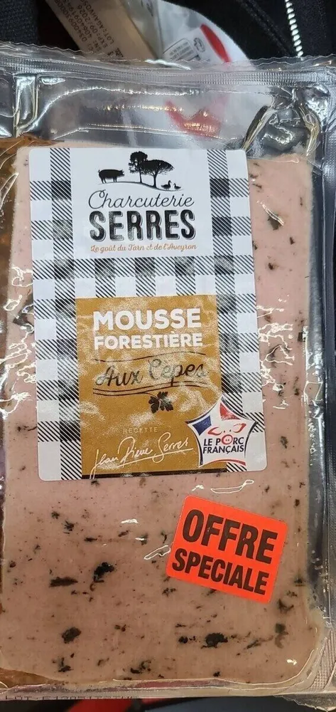 mousse forestière aux cepes