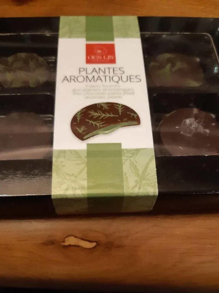 Palets fourrés aux plantes aromatiques