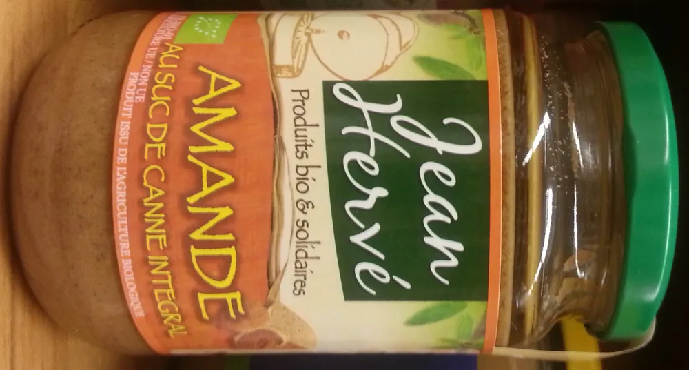 Purée amande au suc de canne intégral