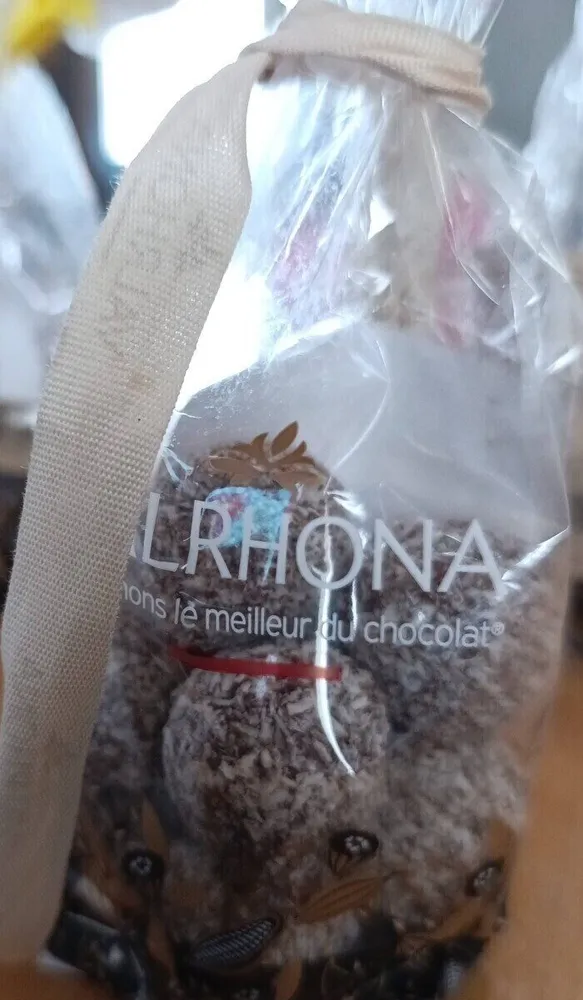 Valrhona truffe rhum coco