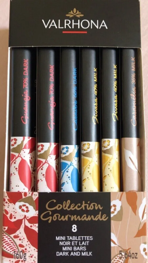 8 mini tablettes noir et lait
