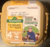 4 gros œufs frais