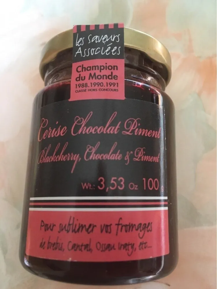 Confiture cerise noire au chocolat et piment espelette