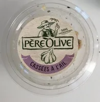 Olives vertes cassées à l ail