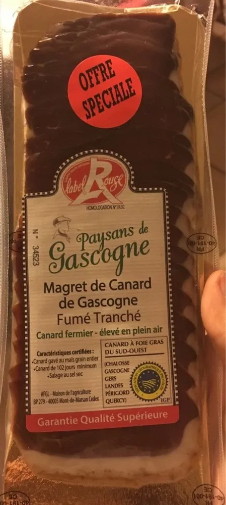 Magret de canard fumé tranché