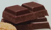 Les renardises croquant