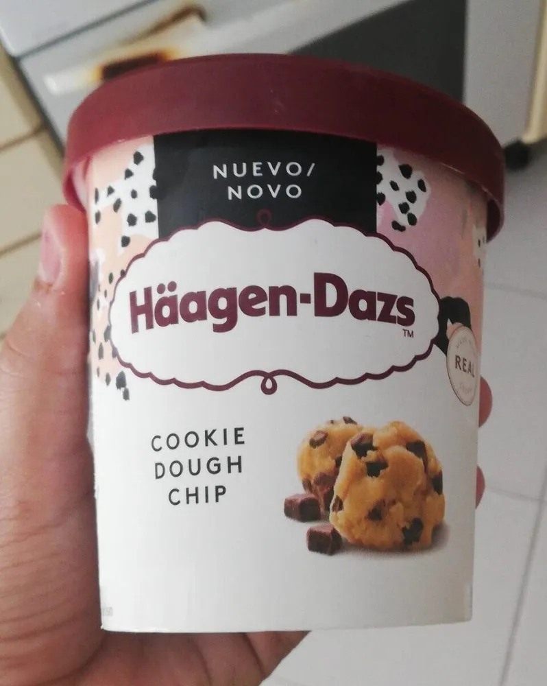 Haagen dazs cookie dough chip