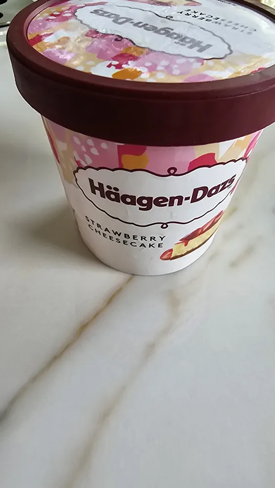 Häagen-Dazs Strawberry Cheescake