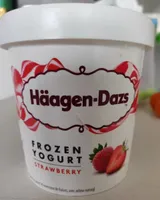 Frozen yogurt strawberry