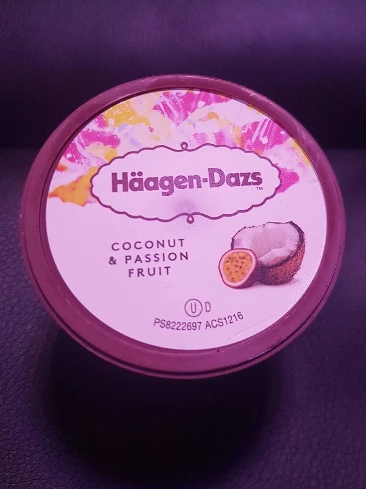 Häagen-Dazs coconut & passion fruit