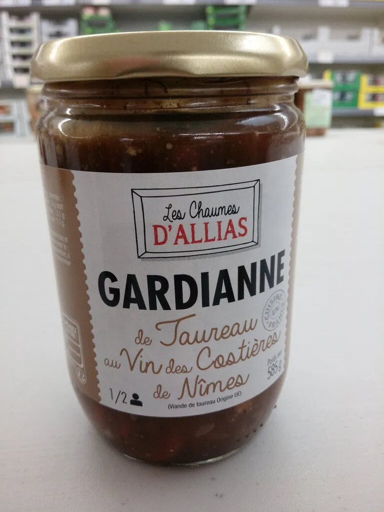 Gardianne de taureau au vin des Costières de Nîmes