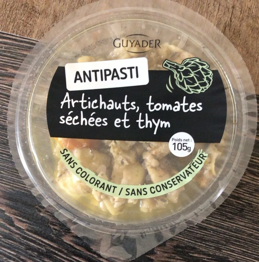 Antipasti artichauts tomates