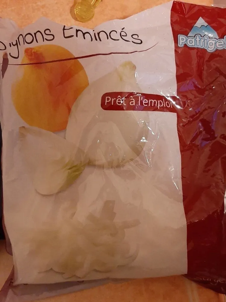 Oignons émincés