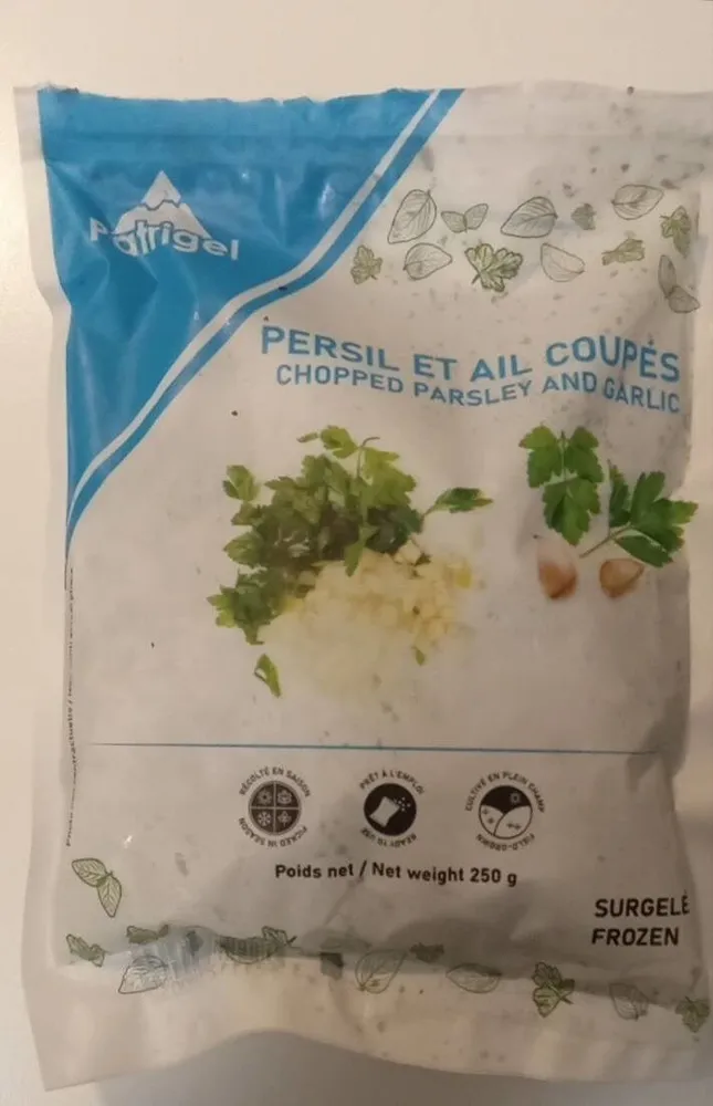 Persil et ail coupés