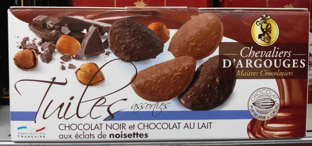 Tuiles assorties chocolat noir et chocolat au lait