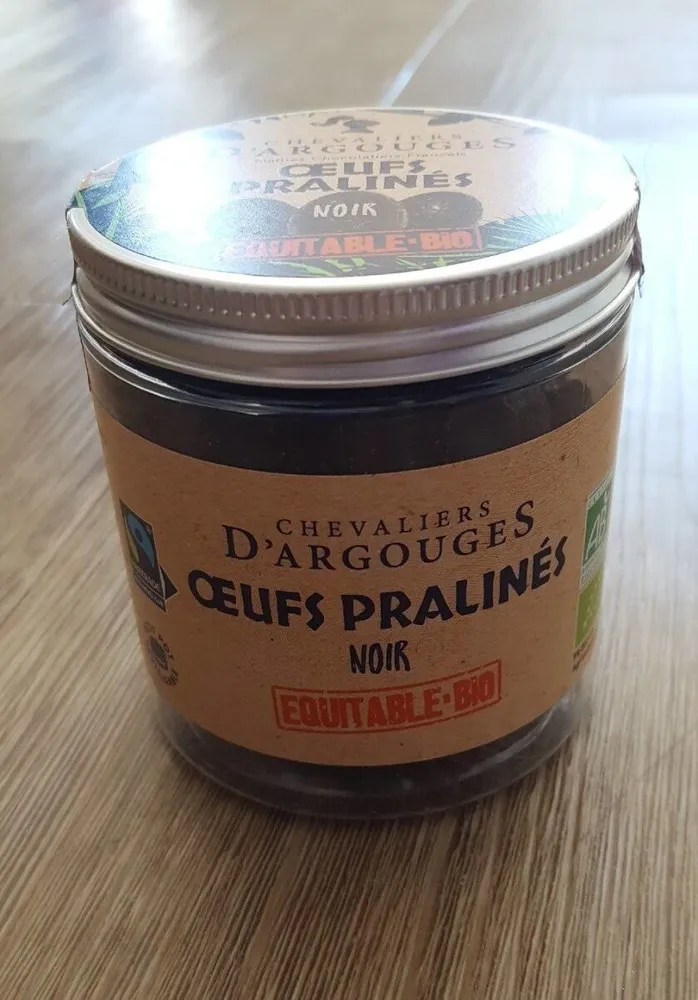 Œufs pralinés noir équitable bio