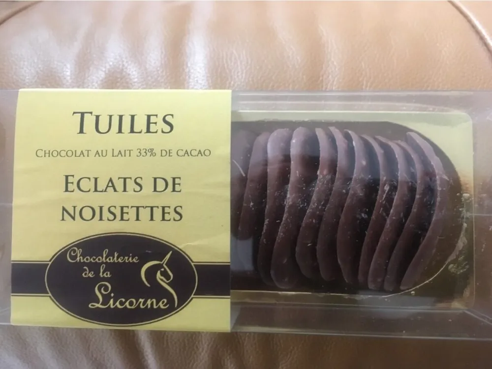 Tuiles eclats de noisettes