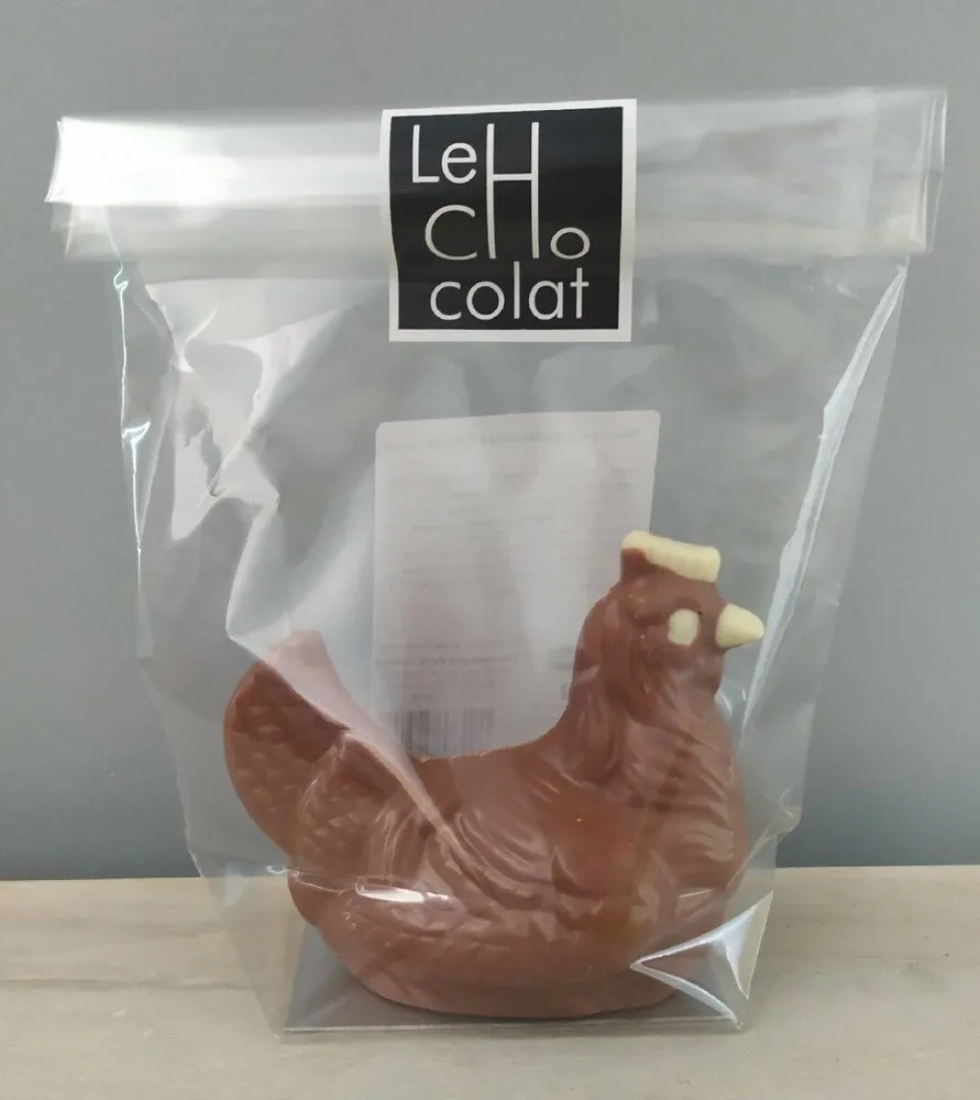 Poule en chocolat au lait
