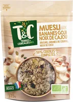 Muesli bananes, goji, noix de cajou, raisins, graines de courge, noix de coco