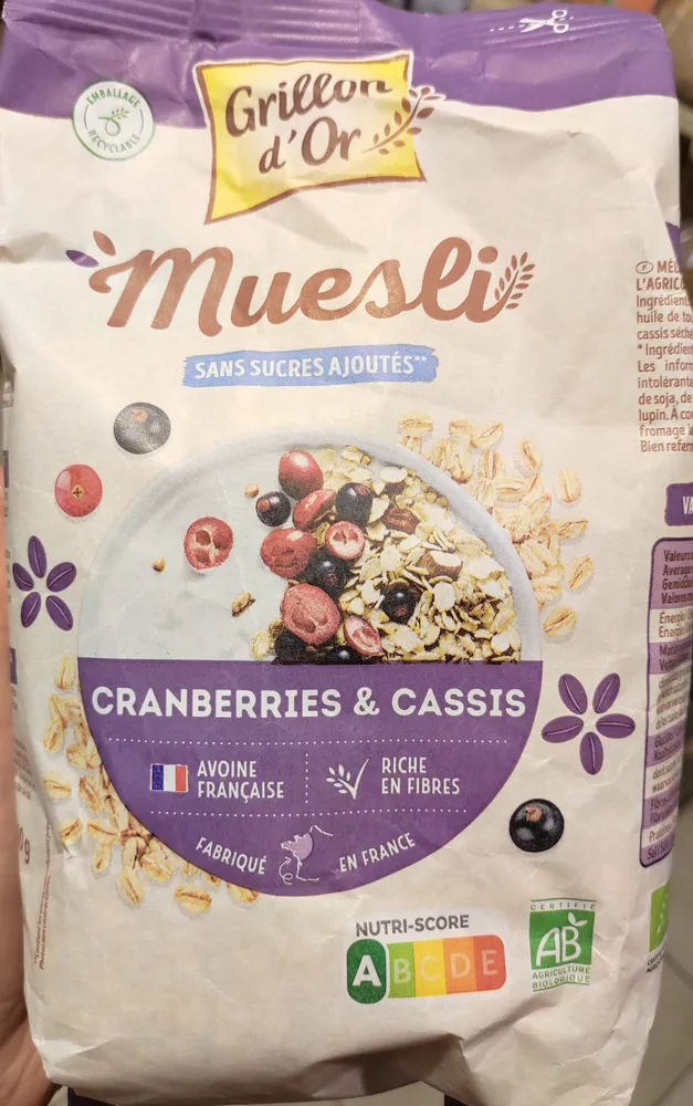 Muesli cranberries cassis