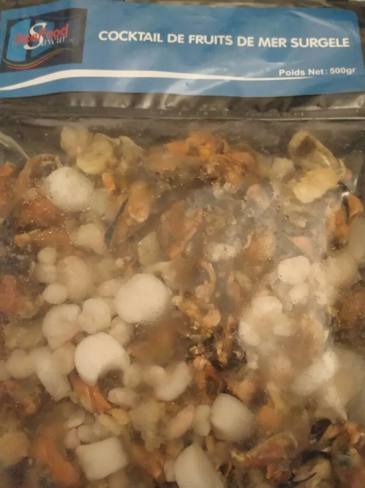 Cocktail de fruit de mer surgelé