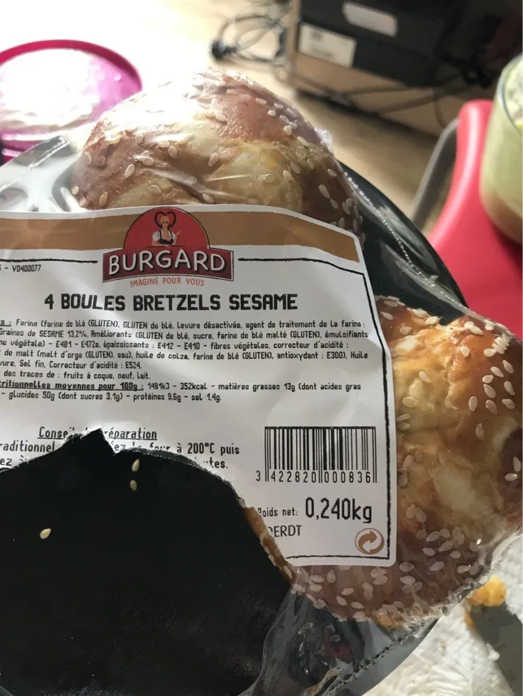 Bretzels boules sesame