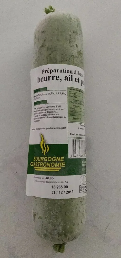 Préparation à base de beurre, ail et persil