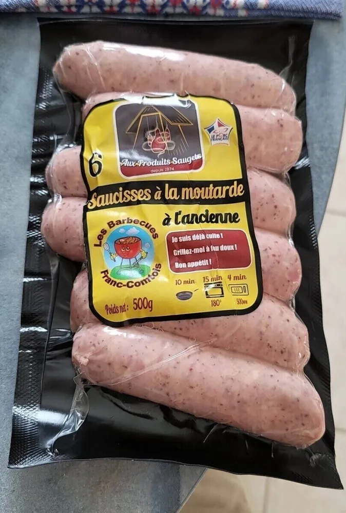 Saucisse cuite à la moutarde